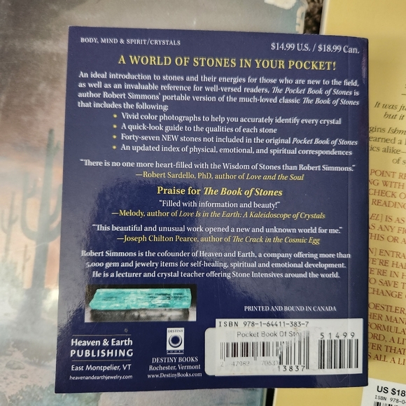The Pocket Book of Stones - Picture 8 of 8